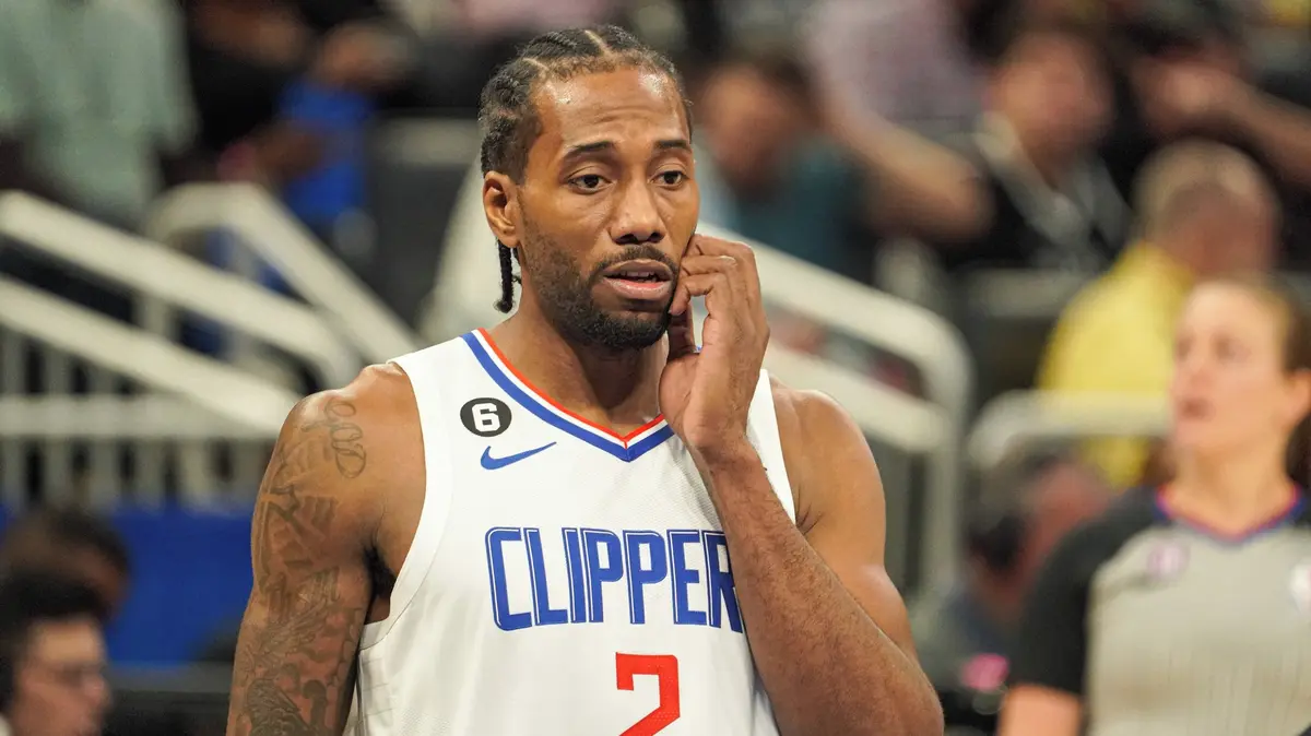 Dvojnásobný šampion NBA Leonard se dohodl na nové smlouvě za dvě a půl miliardy