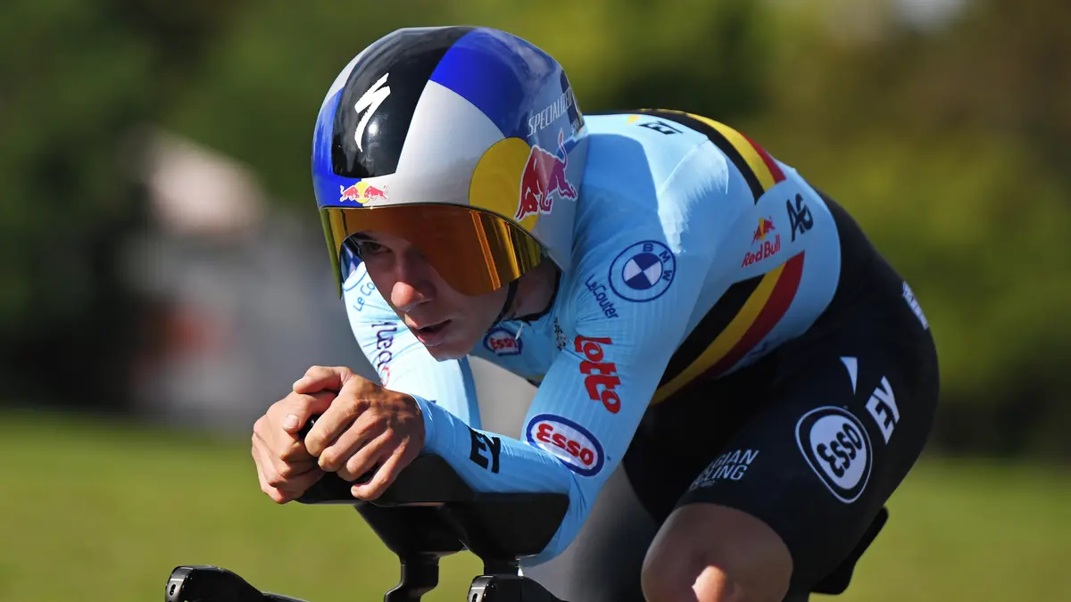 Evenepoel znovu neměl konkurenci a na MS vytvořil nový rekord. Vacek v časovce pohořel