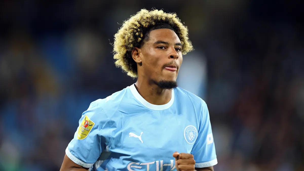 Sedmnáctiletý mladík řádil v dresu Manchesteru City. Něco neuvěřitelného, říká