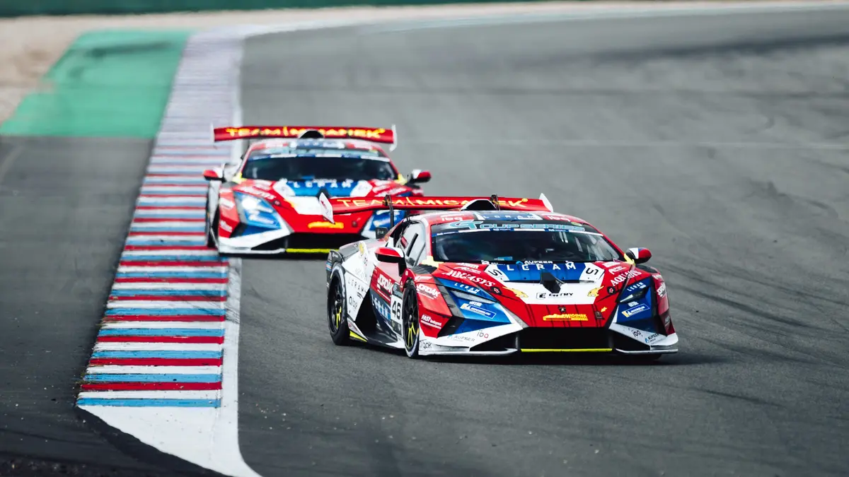 Tři závody, čtyři poháry. Mičánek Motorsport v Brně nezastavil ani technický problém