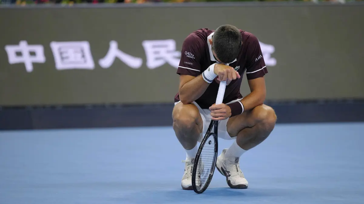 Djokovič protáhl úchvatnou sérii, ale zdálo se, že trpí