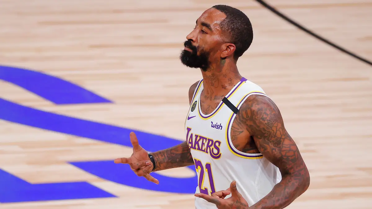 Dvojnásobný šampion NBA Smith skončil ve vazbě