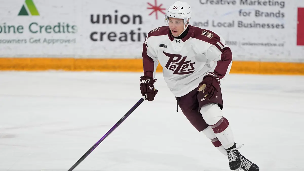 NHL nevyšla, český mladík ale při debutu bodově explodoval v juniorce. Kouč mu vysekl poklonu