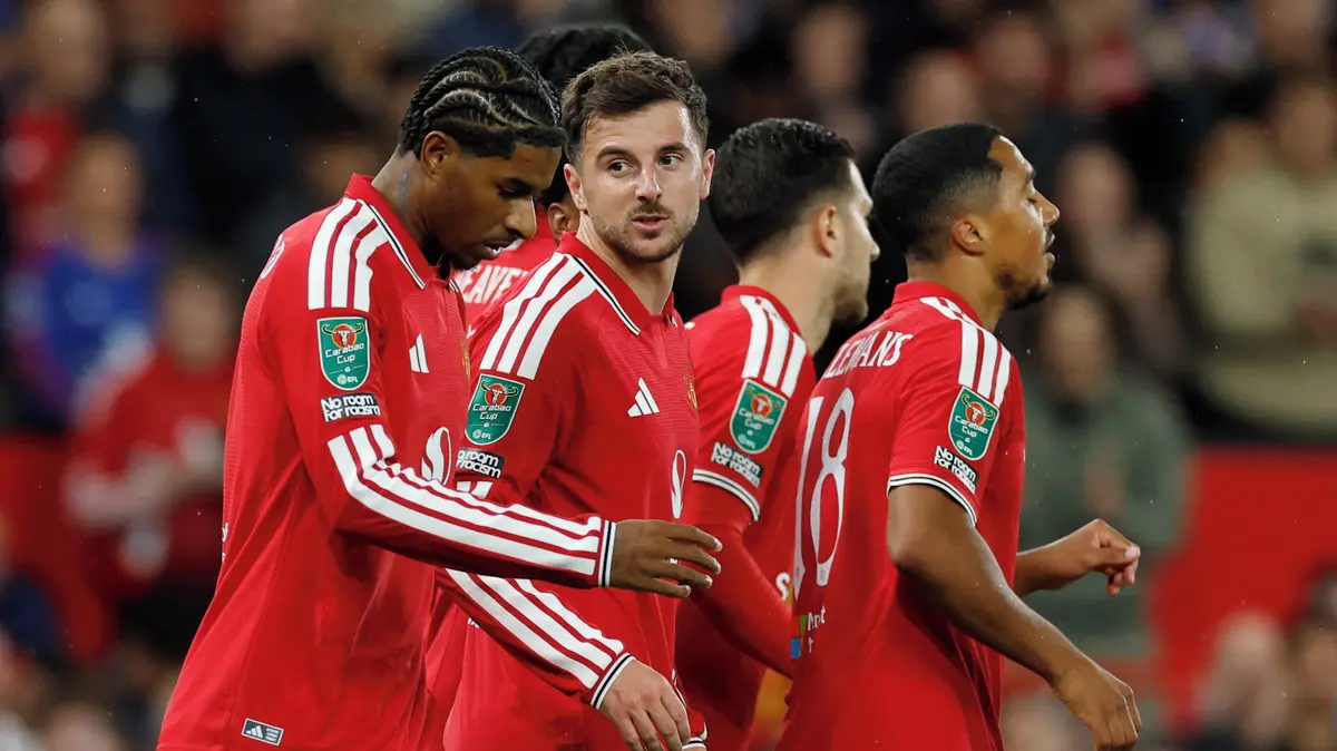 Manchester United hlásí rekordní příjmy, jeho dluhy jsou ale stále obrovské