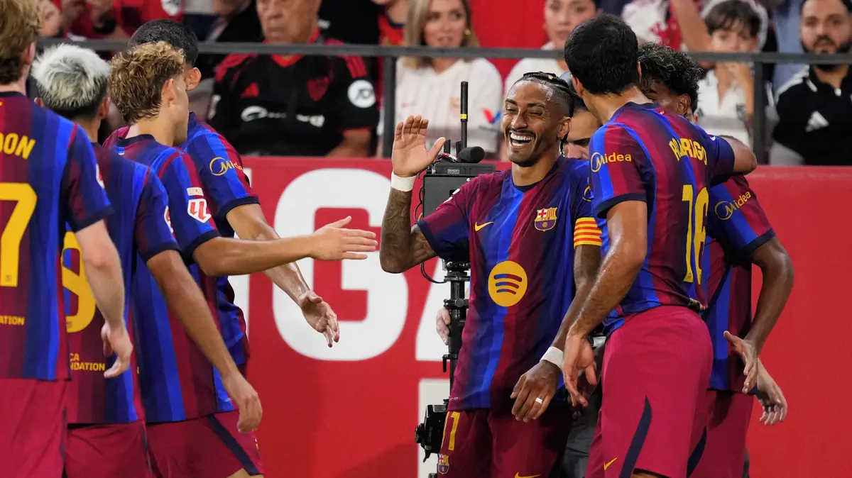 Barcelona předvedla skvostný obrat, hattrickem zazářil Raphinha