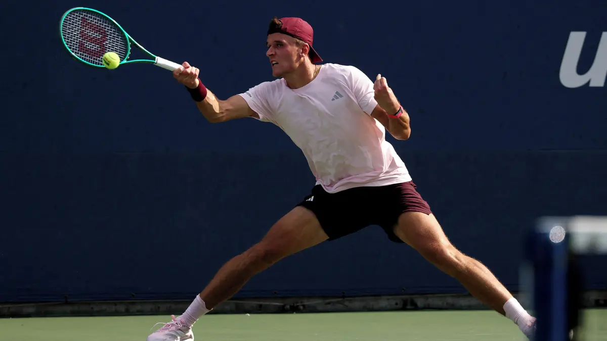 TENIS ONLINE: Menšík bojuje o osmifinále US Open s domácím talentem 