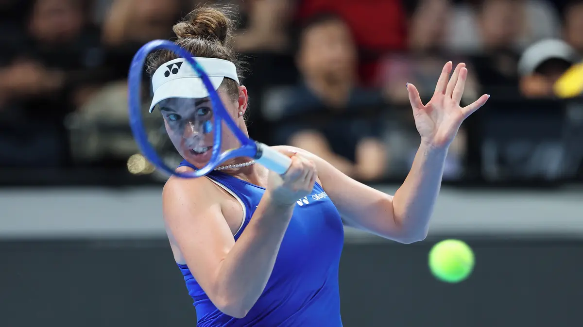 TENIS ONLINE: Nosková s přehledem ovládla první set a přiblížila Česko k postupu do semifinále