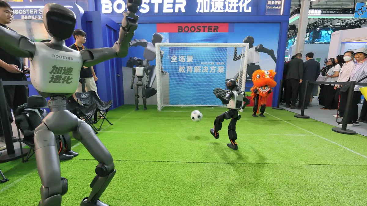 Chytré brýle místo trenéra. Veletrh v Pekingu ukázal sportovní sci-fi