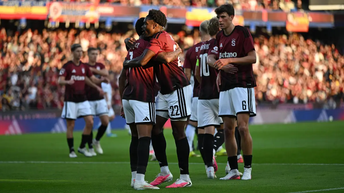 FOTBAL ONLINE: Sparta už vede! Brněnské derby pro Zbrojovku. Liberec se dostal do čela