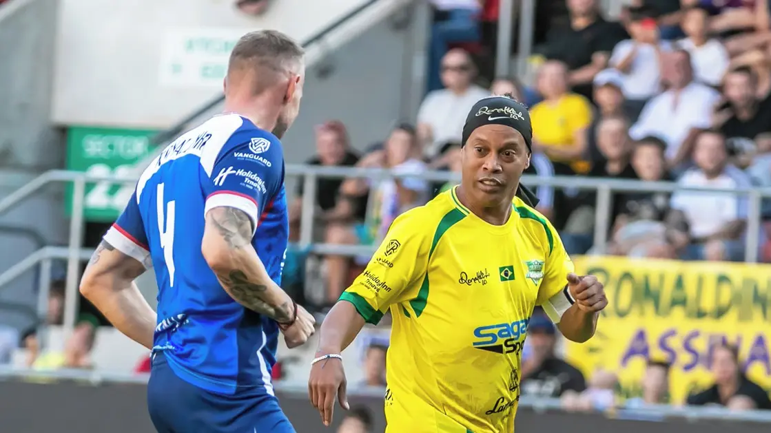 Blamáž na Slovensku. Na exhibici s Ronaldinhem chyběly míče, na party za tisíce nikdo nedorazil