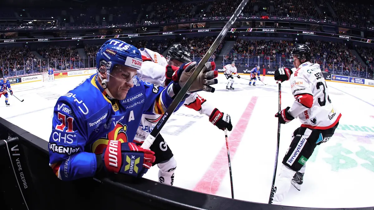 Velký návrat slavné značky začal hrozivou šňůrou. Není to sportovní klub, kritizují experti