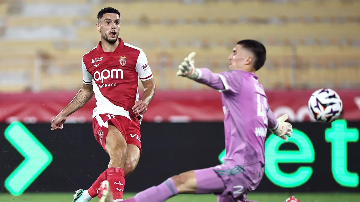 Fotbalisté Monaka uhájili ligovou neporazitelnost i proti Lens