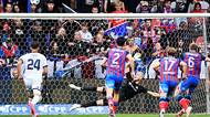 FOTBAL ONLINE: Pohroma pro Plzeň, Viktoria schytala další ránu ! Hradec otáčí, Baník znovu padl