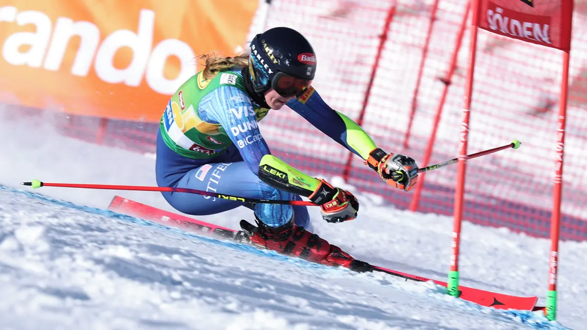 Shiffrinová vede po prvním kole zahajovací obří slalom SP v Söldenu