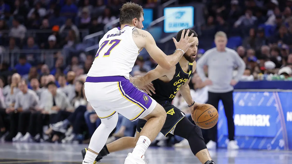 Philadelphia na úvod NBA Cupu porazila obhájce trofeje New York