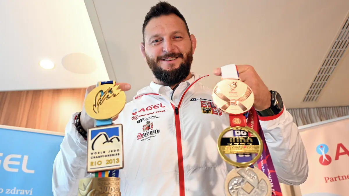 Děkuji, legendo! řekli Krpálkovi soupeři. Dcera mu tajně volala, syn přišel s nečekanou výzvou