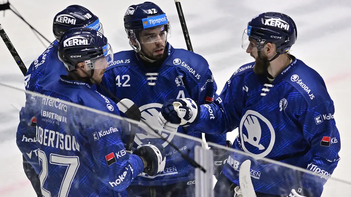 HOKEJ ONLINE: Videomomenty. Vyrovnávací branka neplatí! Plzeň stále vede