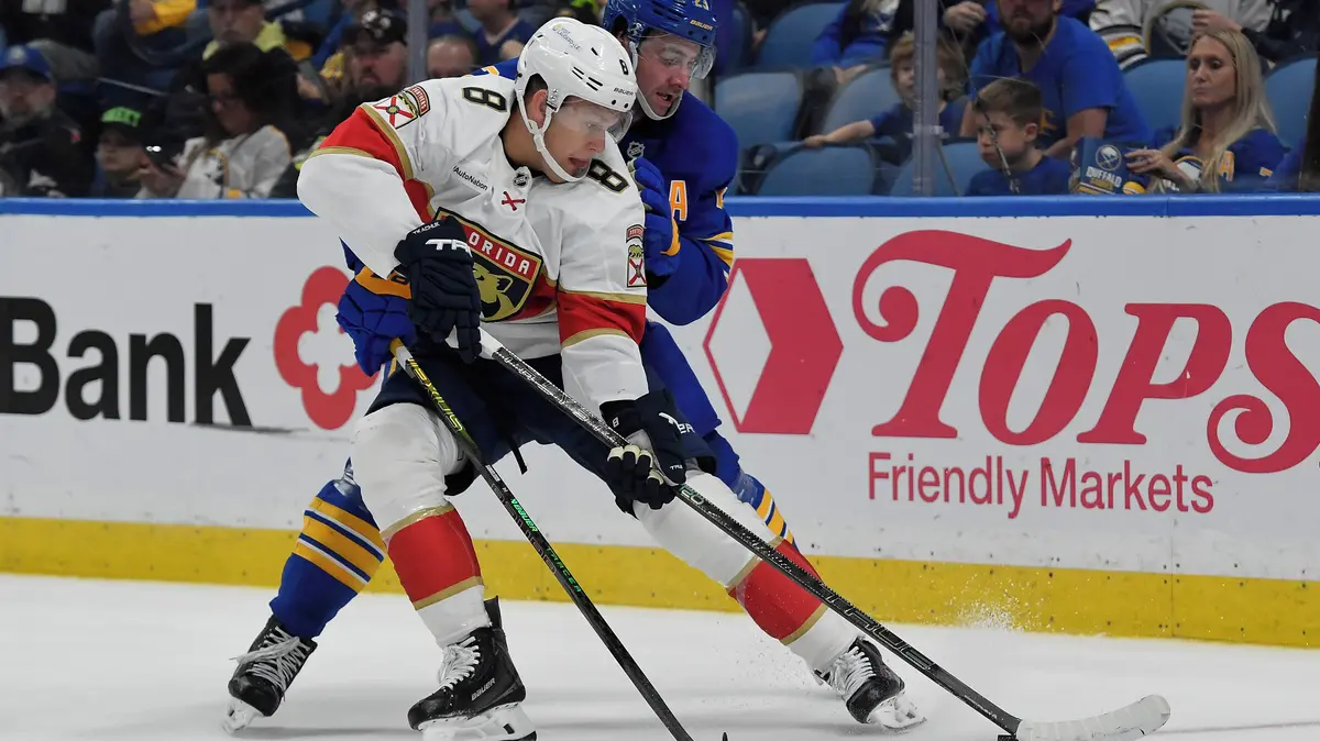 Trapák 007. Největší posila dostává v NHL největší bídu