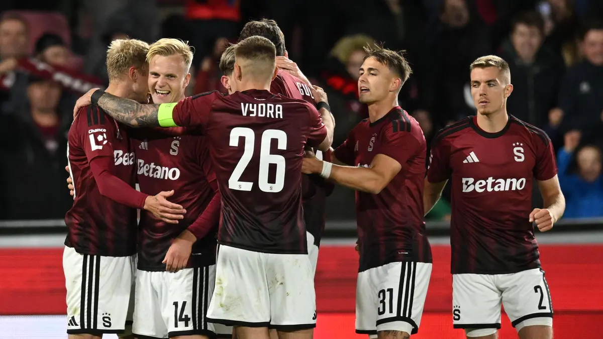 FOTBAL ONLINE: Sparta usiluje o druhou výhru v Evropské lize, hrubka gólmana soupeře zůstala nepotrestána