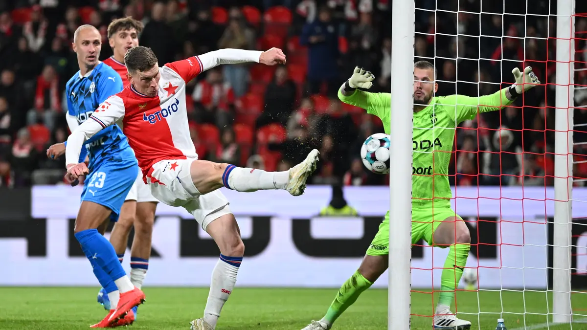 FOTBAL ONLINE: Slavia přetavila obrovský tlak ve vyrovnávací gól