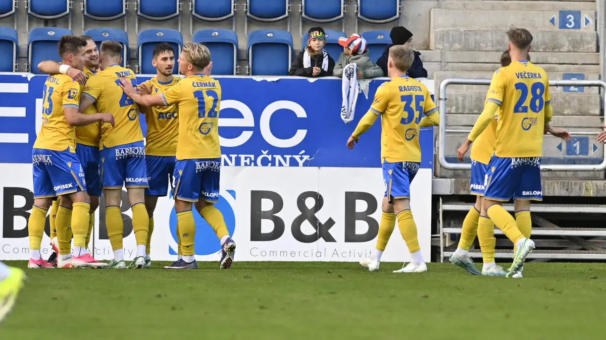 Teplice porazily Slovácko a poskočily na šestou příčku