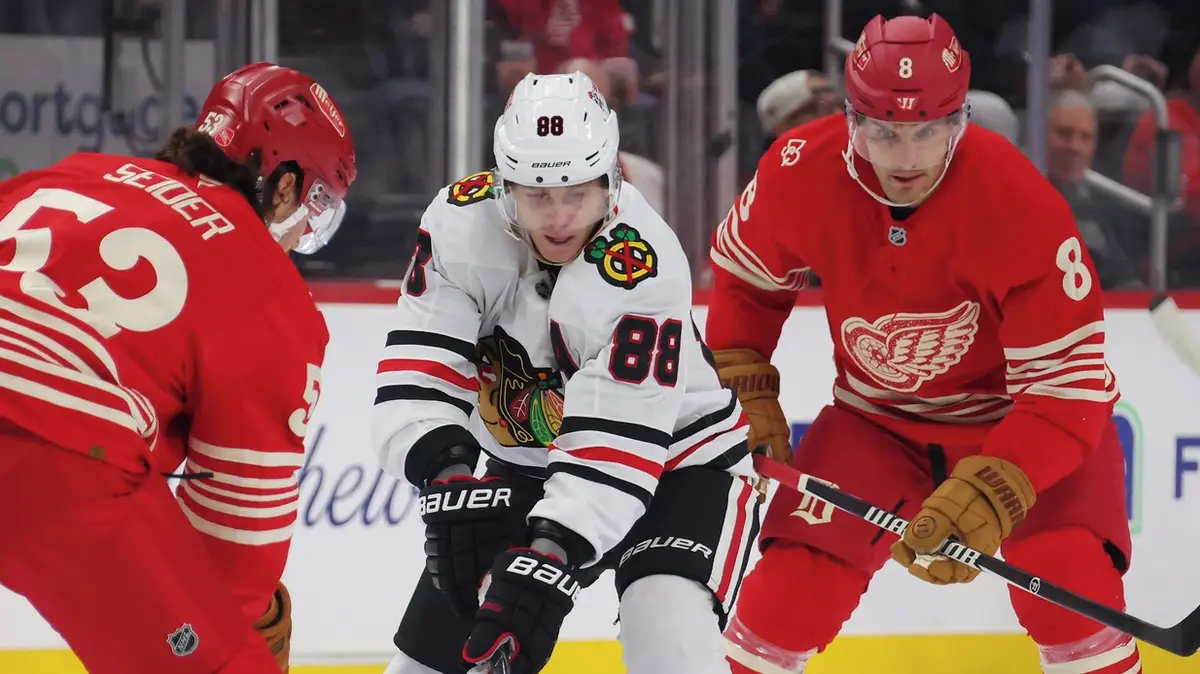 Detroit vítal bývalou hvězdu jako krále, kapitána už Red Wings odepsali